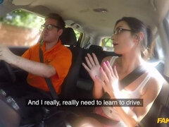 Amateur, Sucer une bite, Voiture, Tir de sperme, En levrette, Faciale, Italienne, De plein air