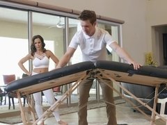 In den arsch, Grosse titten, Aufs gesicht abspritzen, Hd, Massage, Milf, Öl, Reiten