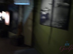 Exhib, Branlette thaïlandaise, De plein air, Petite femme, Pov, Maigrichonne, Nénés, Voyeur