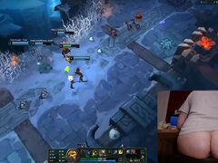 Deutsche Amateure In Playing League Of Legends With Clit Sucking Toy League Of Legends #19 Luna