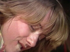 Большие сиськи, Блондинки, Классика, Семяизвержение, Ласковые ручки, Лесбиянка, Мастурбация, Ретро
