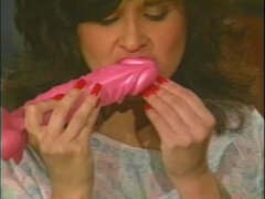 Tussi, Blasen, Braunhaarige, Vollbusig, Klassisch, Spermaladung, Frau frau mann, Flotter dreier