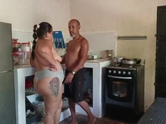 Amateur, Gorda, Engañando, Corridas, Cocina, Desnudo, Pov, Adolescente