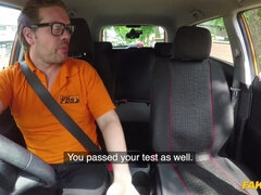 Поза 69, Любители, Минет, В машине, Кончили внутрь, Ласковые ручки, Мастурбация, Киски