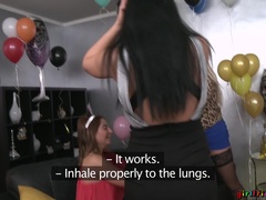 Поза 69, Пальцем, Подружка, Лесбиянка, Лизание, Вечеринка, Киски