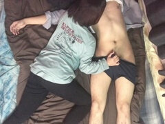 Schattig, Enthousiasteling, Aziatisch, Pijpbeurt, Vingeren, Huisgemaakt, Japaans, Tieten likken