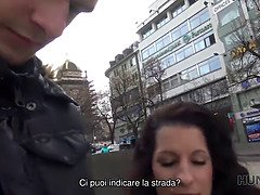 Talented hunter finds a victim very quickly and gets