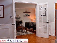 Amerikanisch, Grosser arsch, Blasen, Hd, Lingerie, Rasiert, Titten, Ehefrau