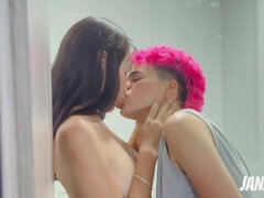 Amateur, Petite amie, Fille latino, Léchez, Orgasme, Chatte, Douche, Nénés