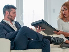 Cul, Gros cul, Grosse bite, Sucer une bite, Noir ébène, Seins naturels, Maigrichonne, Nénés