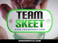 18 jaar, Grote lul, Hardcore, Hd, Roodharige vrouw, Russisch, Geschoren, Tiener