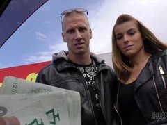 Sucer une bite, Voiture, Cocu, Hd, Argent, De plein air, Pov, Épouse