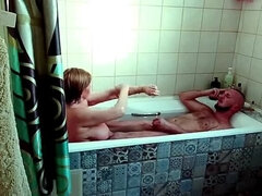 浴室, Hd, 自家製, 熟年, 淫乱熟女, ラフ, ロシア人, 息子