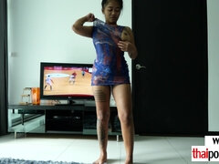 Leie, Grosser schwanz, Grosse titten, Blasen, Schwanz, Selbstgemacht, Milf, Thai