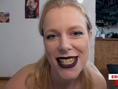 Enthousiasteling, Grote mammen, Blond, Sperma shot, Diep in de keel, Duits, Natuurlijk, Geschoren