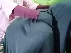 Hardcore office fun with Bangladeshi housewife Puja-Queen11 and her husband's friend