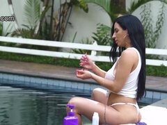 Nana, Branlette thaïlandaise, Hd, Fille latino, Mère que j'aimerais baiser, De plein air, Pov, Public