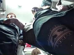 Lieveling, Grote lul, Grote mammen, Handbeurt, Moeder die ik wil neuken, Moeder, Zoon, Tieten likken