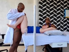 Gorda, Verga grande, Negro, Mamada, Pareja, Médico, Tatuaje, Adolescente