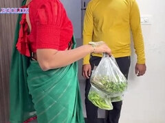 Sexy Indian Bhabhi Komal Forgets Pumpkin - Hot Desi Village Amateur Handjob & Creampie