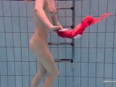 Belleza, Morena, Vestidas, Europeo, Al aire libre, Coño, Apretado, Bajo el agua