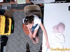 素人, 捕まる, イマラチオ, 手コキする, Hd, 小人, 小柄, ティーン