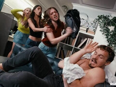 Grosser arsch, Grosser schwanz, Grosse titten, Blasen, Hundestellung, Milf, Natürlichen titten