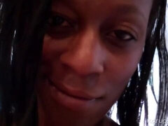 18 ans, Gros seins, Noire, Doigter, Masturbation, Chatte, Rasée, Dénudage
