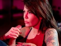 Grosse titten, Blasen, Spermaladung, Handjob, Lecken, Lingerie, Strümpfe, Titten