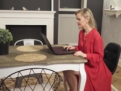 Blondine, Reif, Milf, Natürlichen titten, Muschi, Rasiert, Solo, Titten