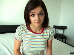 Sucer une bite, Brunette brune, Éjaculer dans la bouche, Mignonne, Poilue, Chatte, Chevaucher, Serré