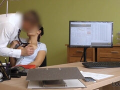 Grosse titten, Blasen, Braunhaarige, Vollbusig, Hundestellung, Europäisch, Hd, Geld