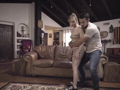 Blondine, Kehlenfick, Aufs gesicht abspritzen, Würgen, Spiele, Lecken, Jungendliche (18+), Titten