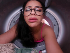 Grosser arsch, Grosse titten, Dildo, Hundestellung, Brille, Hd, Jeans, Nass