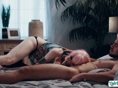 Anaal, Kont, Grote mammen, Pijpbeurt, Hardcore, Zoenen, Masturbatie, Tieten likken