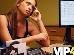 18 jahre, Pummelig, Tschechisch, Hundestellung, Handjob, Hd, Geld, Büro