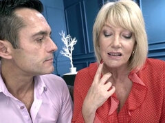 Acercamiento, Corridas, Penetracion con dedos, Abuelita, Sexo duro, Maduro, Coño, Maestra