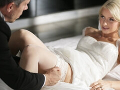 Blond, Brijd, Stel, Sperma, Hondjeshouding, Harig, Slipje, Bruiloft
