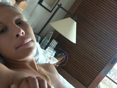 Leie, Blondine, Besamung, Klaffend, Latina, Höschen, Piercing, Rasiert