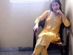 Insatiable Indian aunty Kajolbabs gets down and dirty in Tamil romance