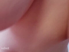 Tetas grandes, Bikini, Fetiche, Mucama, Tetas naturales, Adolescente, Paja con tetas, Uniforme