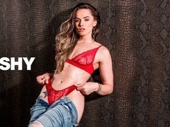 Passionate anal hottie Tori Black likes intensive anal fucking
