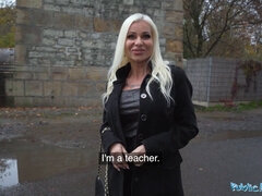 Rubia, Madura, Semen en la boca, Estilo perrito, Lencería, Madres para coger, Al aire libre, Realidad