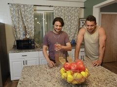 Culo, Dormitorio, Bisexual, Sexo duro, Tetas naturales, Pequeña, Cabello corto, Tatuaje