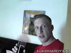 Gros cul, Gros seins, Sucer une bite, Britannique, Rondelette, En levrette, Hd, Uniforme