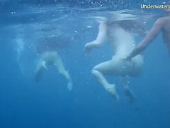 デカパイ, エロティック, レズビアン, 淫乱熟女, アウトドア, シャワー, ティーン, 水中