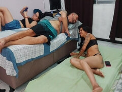 Leie, Grosser arsch, Bisexuell, Schwanz, Lesbisch, Orgie, Flotter dreier, Ehefrau