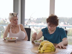 Gros seins, Hard, Mature, Mère que j'aimerais baiser, Maman, Réalité, Belle mère, Jarretelles