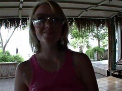 Dingue, De plein air, Public, Nénés