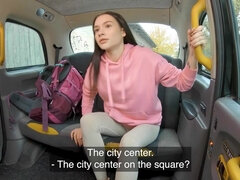 Nana, Sucer une bite, Brunette brune, Tir de sperme, Mignonne, Actrice du porno, Pov, Public